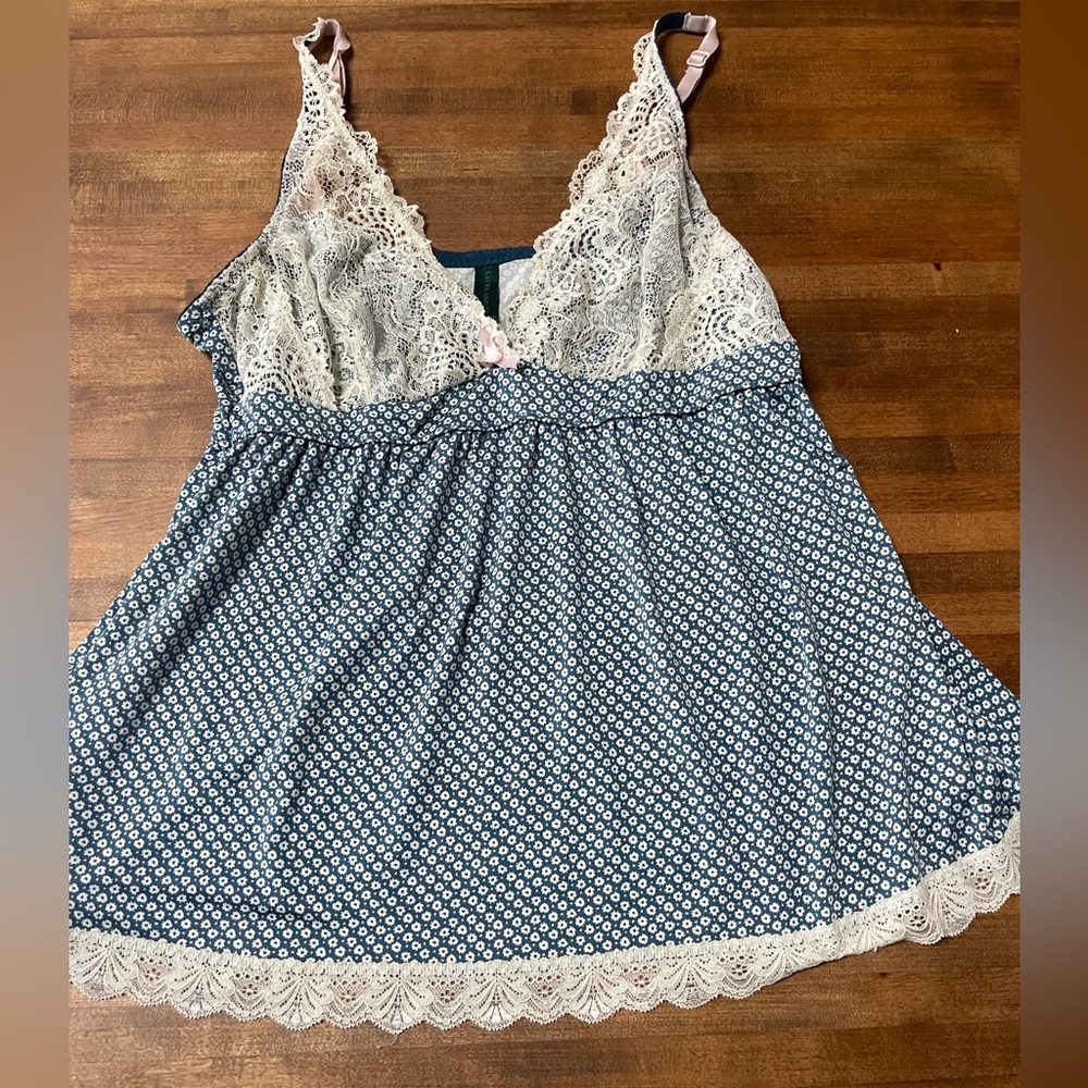 Lacey Camisole top . Medium